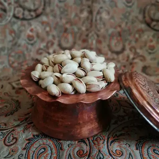 پسته احمداقایی خام درجه یک رفسنجان  (بسته بندی1000گرمی)